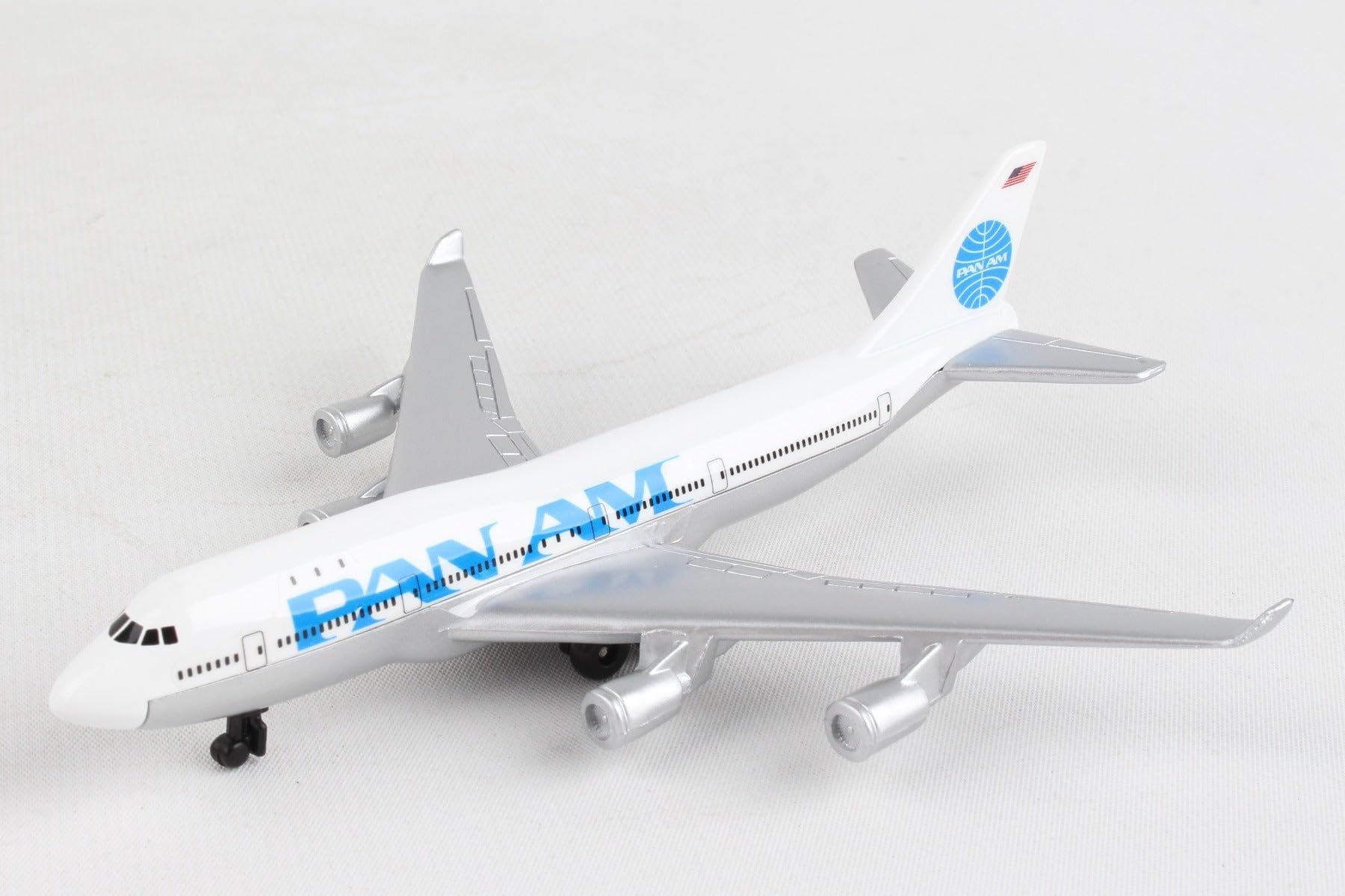 Daron Planes Pan Am Single Plane (RT0314), White - Image 3